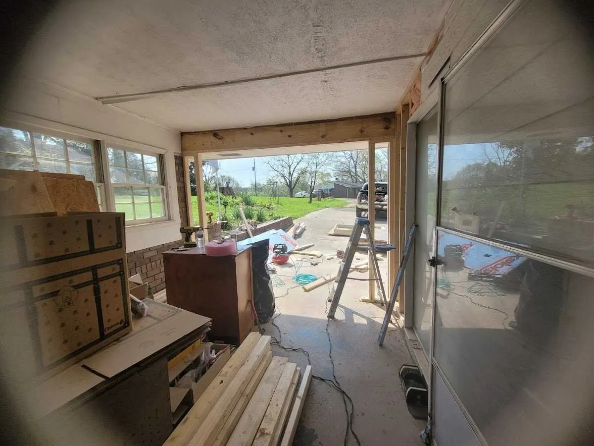 Air movers and dehumidifier for Drying & Dehumidification in Battlefield